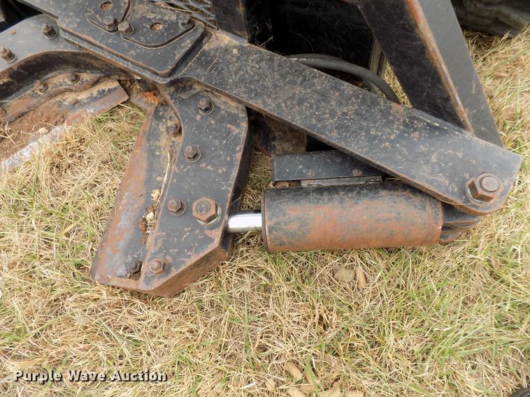 image for item DD3545 1999 New Holland LS180 skid steer