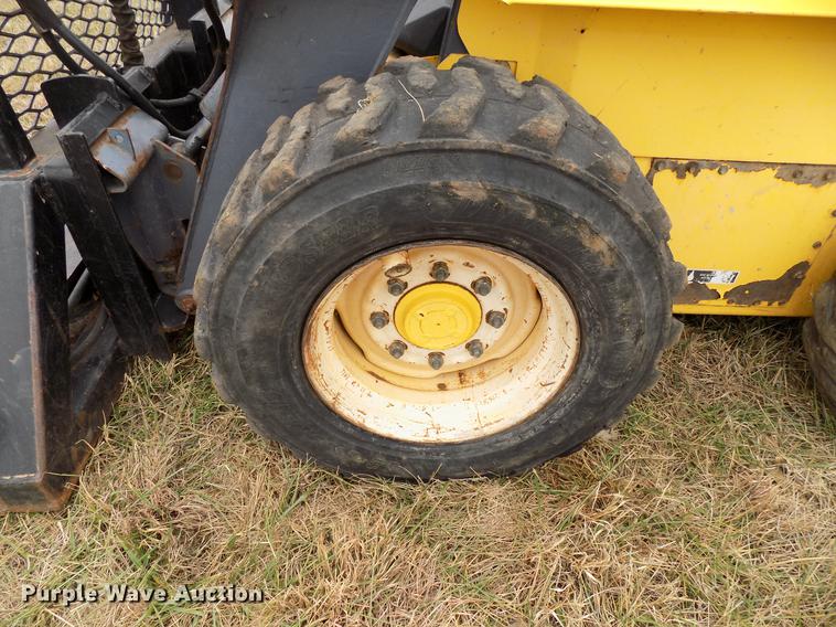 image for item DD3545 1999 New Holland LS180 skid steer