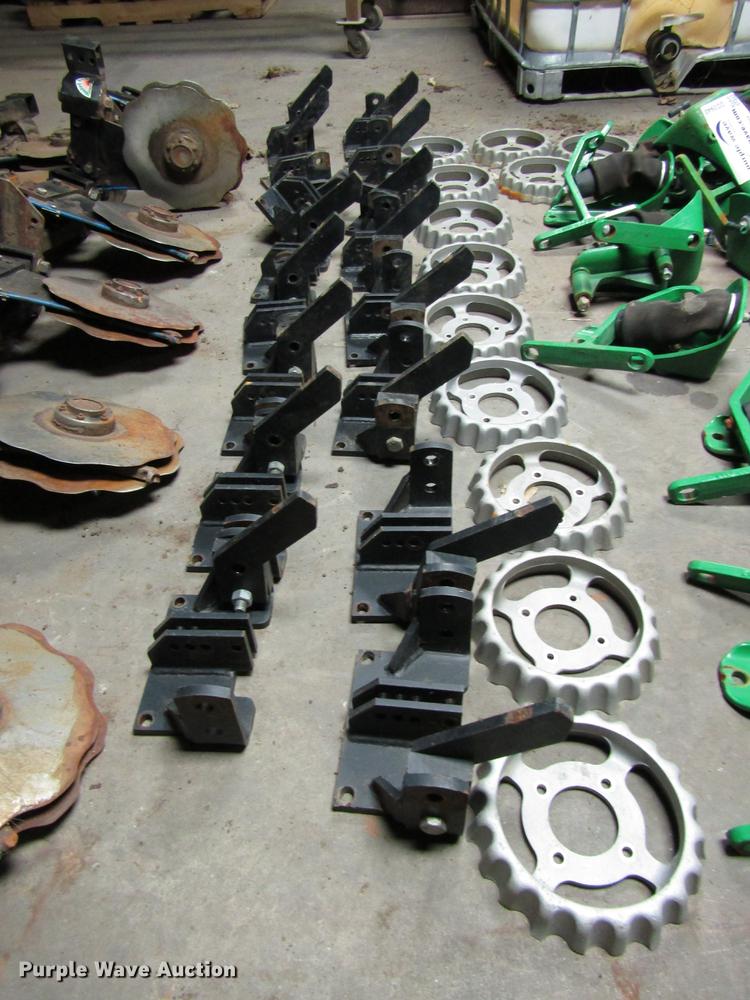 image for item DD3940 Planter parts