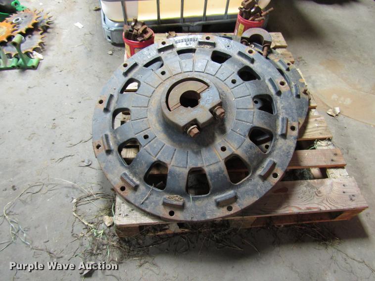 image for item DD3941 Case IH 1486 tractor parts