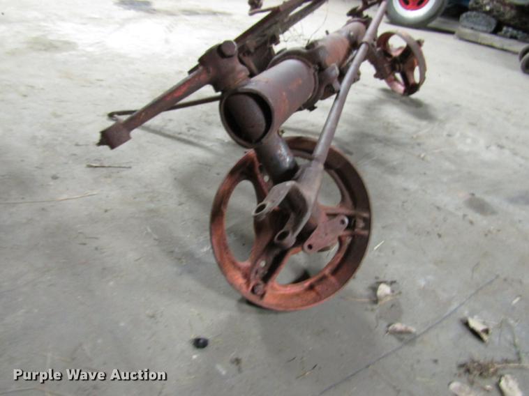 image for item DD3942 Farmall M adjustable wide front axle