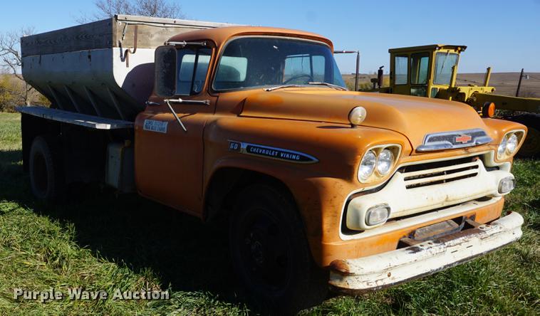 image for item DF1589 1959 Chevrolet 60 applicator truck