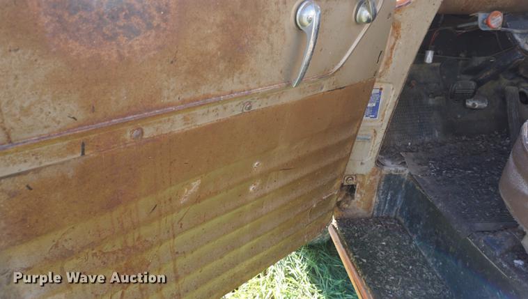 image for item DF1589 1959 Chevrolet 60 applicator truck