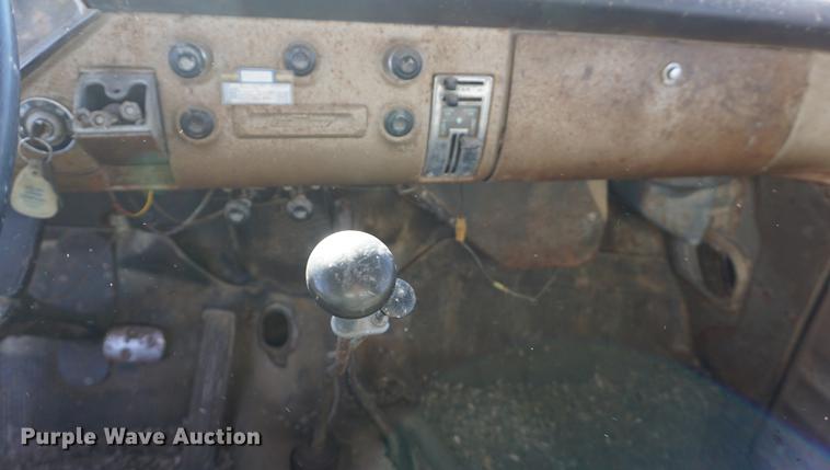 image for item DF1589 1959 Chevrolet 60 applicator truck