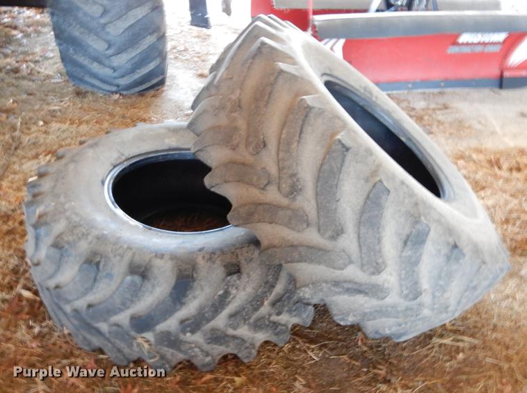 image for item DX9475 Firestone combine tires
