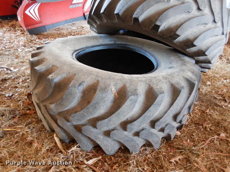 image for item DX9475 Firestone combine tires