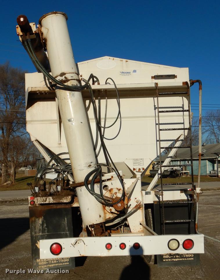 image for item DX9479 1989 Kenworth W900B fertilizer truck