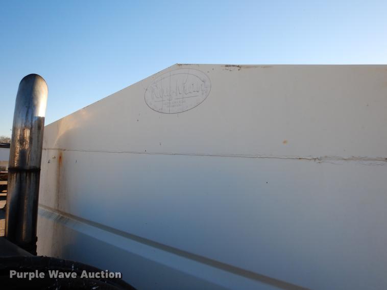 image for item DX9479 1989 Kenworth W900B fertilizer truck