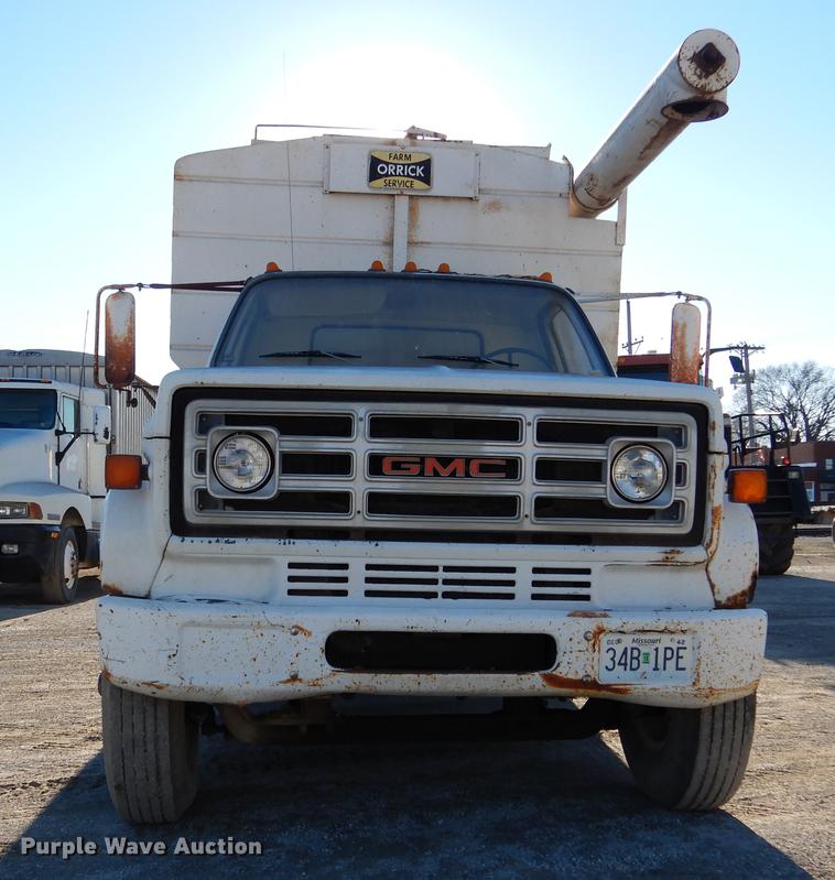 image for item DX9480 1987 GMC 7000 feed delivery truck