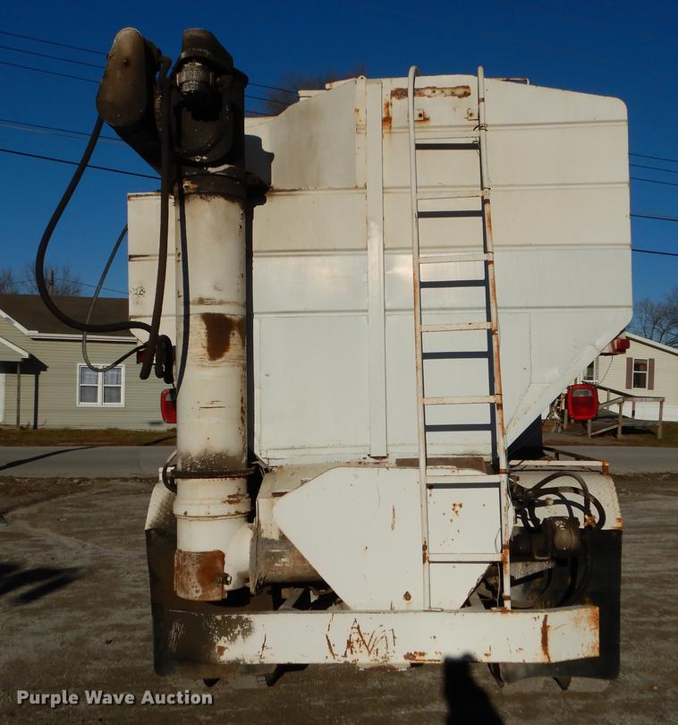 image for item DX9480 1987 GMC 7000 feed delivery truck