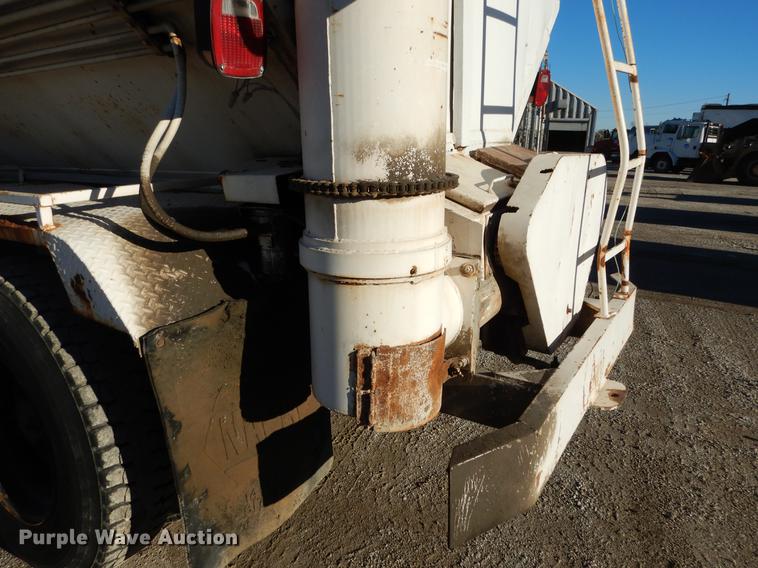 image for item DX9480 1987 GMC 7000 feed delivery truck