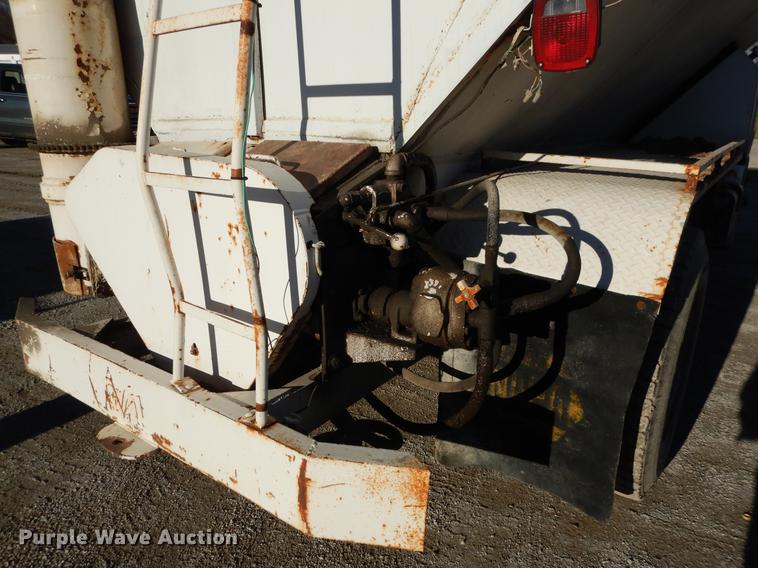 image for item DX9480 1987 GMC 7000 feed delivery truck