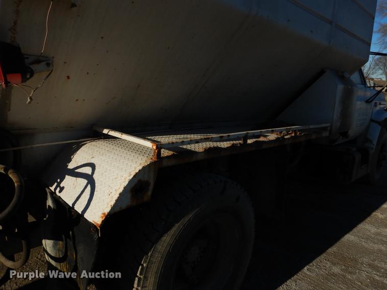 image for item DX9480 1987 GMC 7000 feed delivery truck