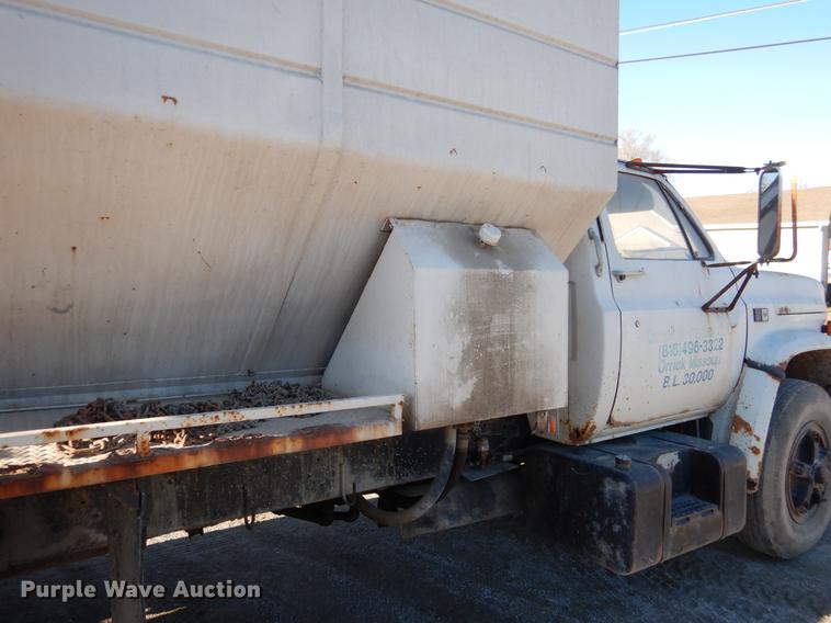image for item DX9480 1987 GMC 7000 feed delivery truck