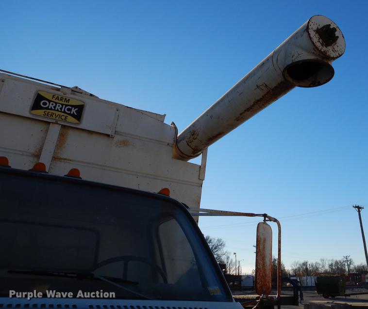 image for item DX9480 1987 GMC 7000 feed delivery truck