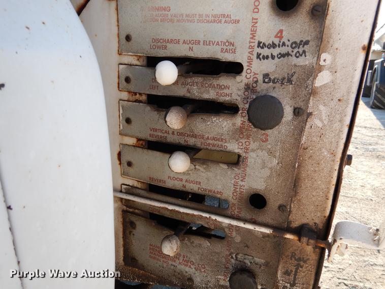 image for item DX9480 1987 GMC 7000 feed delivery truck