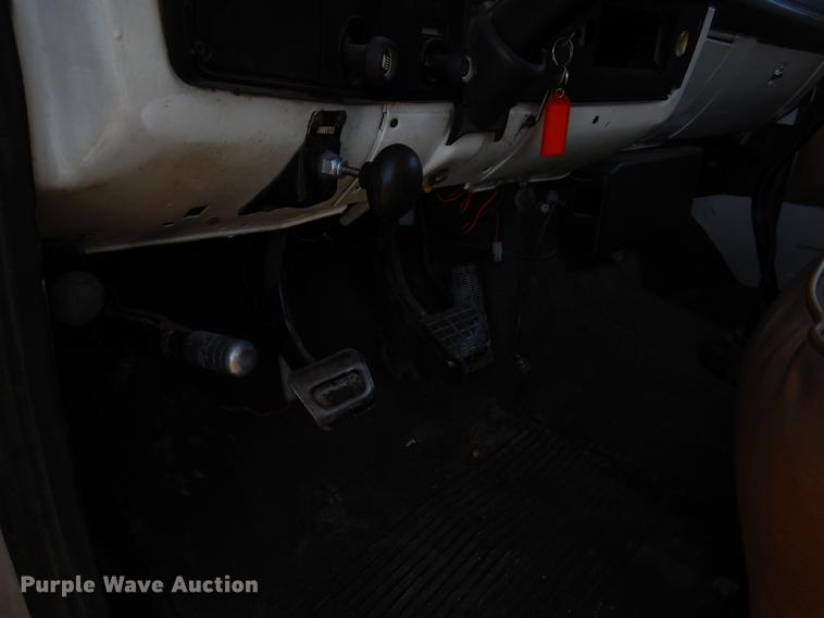 image for item DX9480 1987 GMC 7000 feed delivery truck