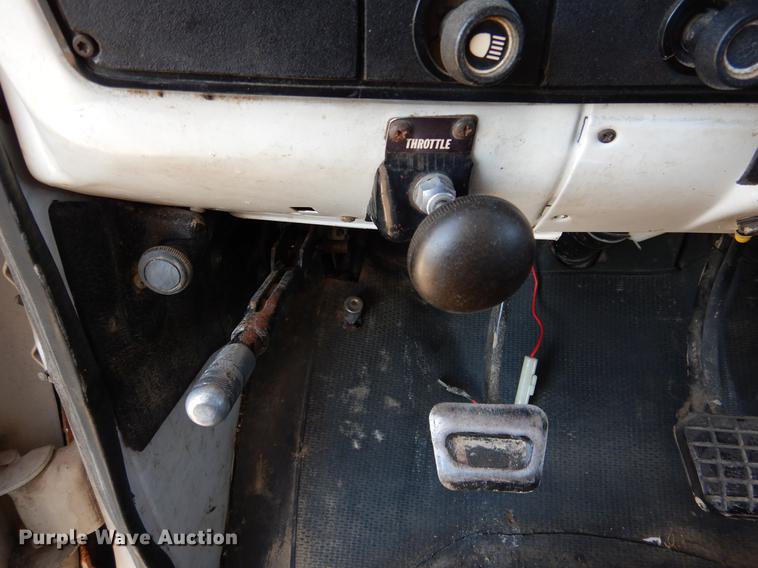 image for item DX9480 1987 GMC 7000 feed delivery truck