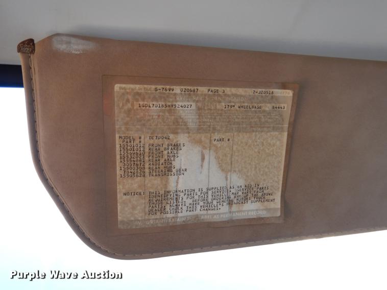 image for item DX9480 1987 GMC 7000 feed delivery truck