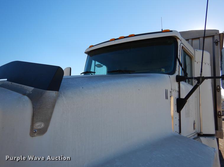 image for item DX9481 1991 Kenworth T500A grain truck