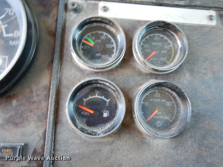 image for item DX9481 1991 Kenworth T500A grain truck