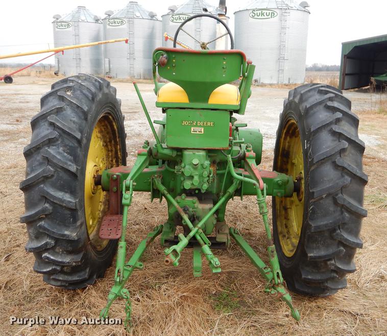 image for item ER9317 John Deere 60 tractor
