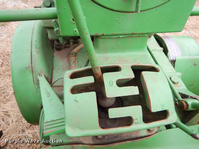 image for item ER9317 John Deere 60 tractor