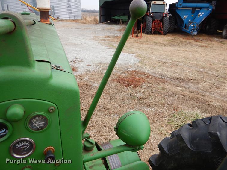 image for item ER9317 John Deere 60 tractor
