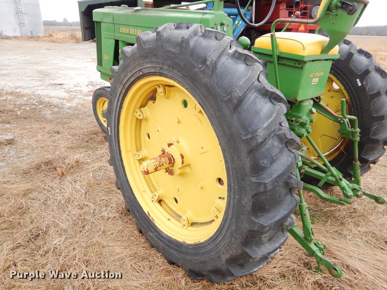 image for item ER9317 John Deere 60 tractor