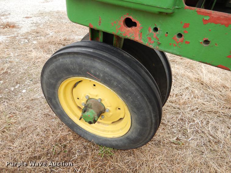 image for item ER9317 John Deere 60 tractor