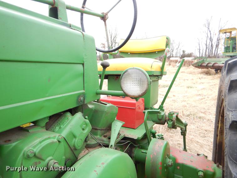 image for item ER9317 John Deere 60 tractor