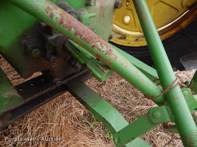 image for item ER9317 John Deere 60 tractor