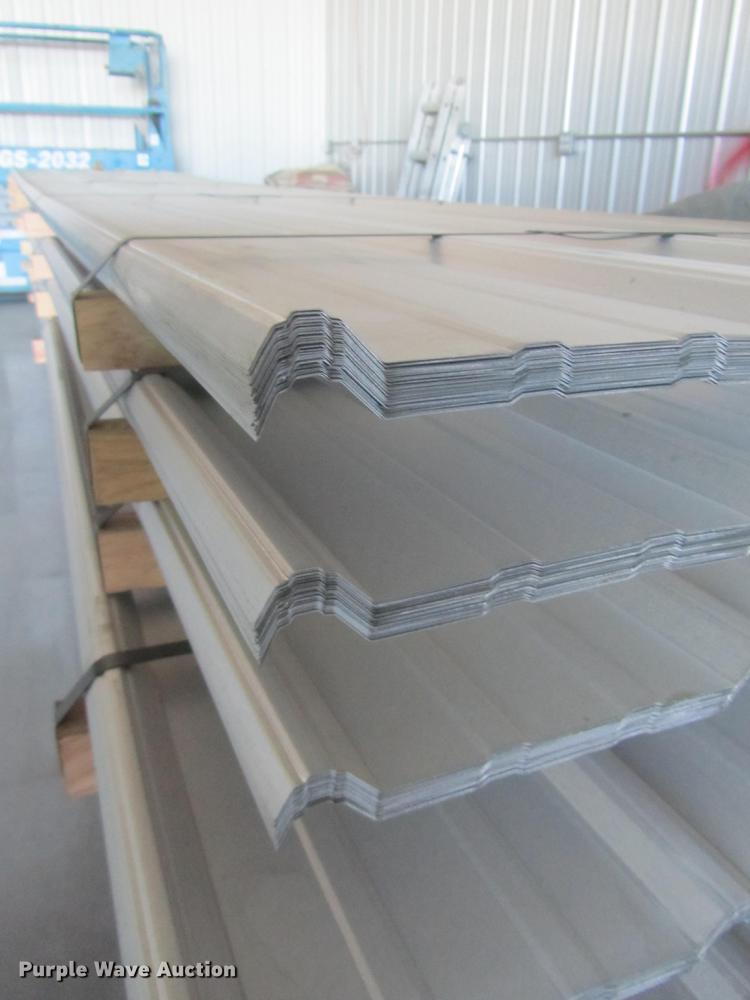 image for item G1429 (50) sheets of metal siding/roofing