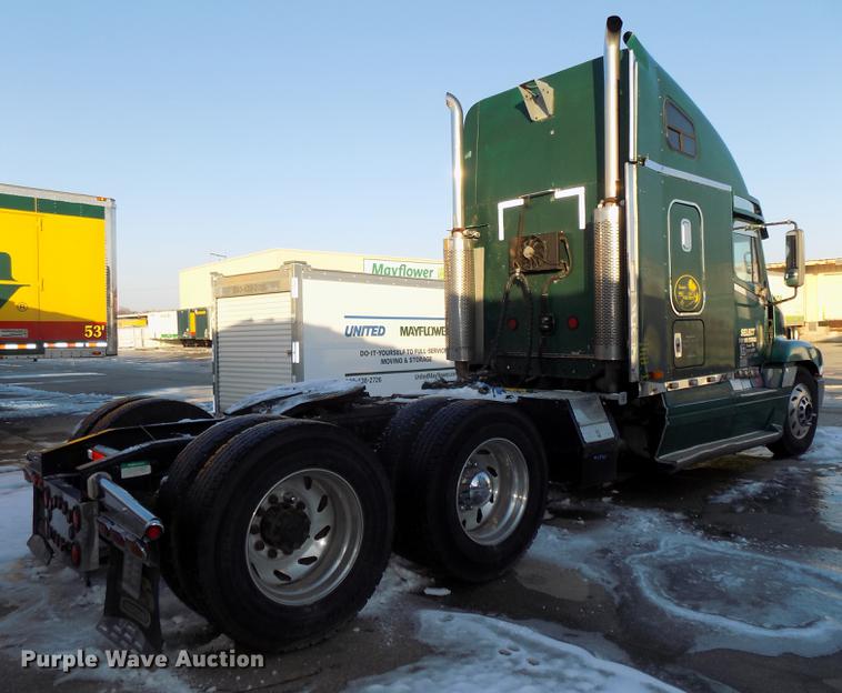 image for item DE7553 1997 Freightliner Century Class semi truck