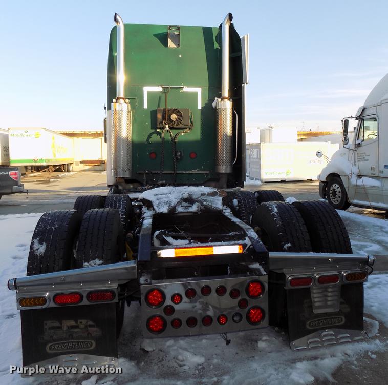 image for item DE7553 1997 Freightliner Century Class semi truck