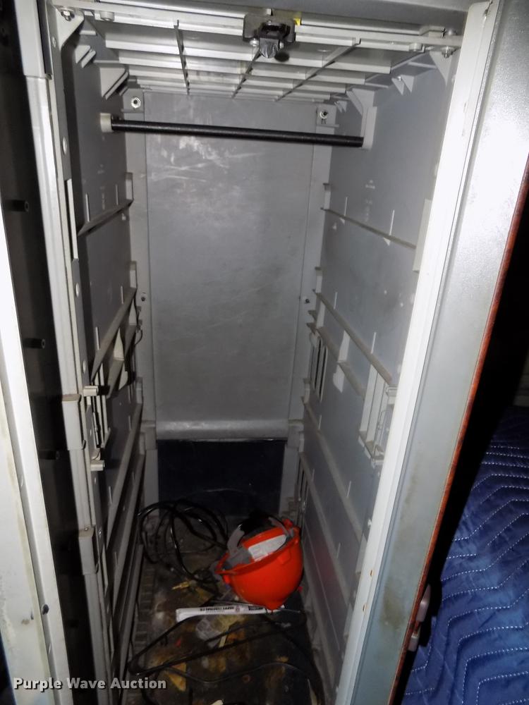 image for item DE7553 1997 Freightliner Century Class semi truck