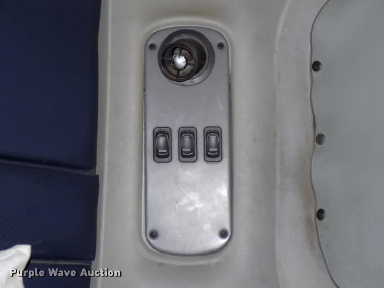 image for item DE7553 1997 Freightliner Century Class semi truck