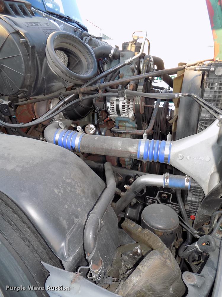 image for item DE7553 1997 Freightliner Century Class semi truck