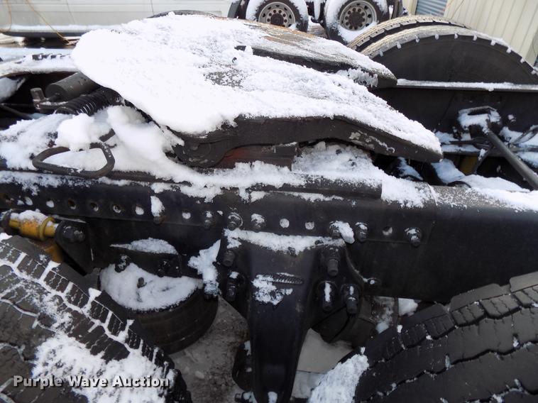 image for item DE7553 1997 Freightliner Century Class semi truck