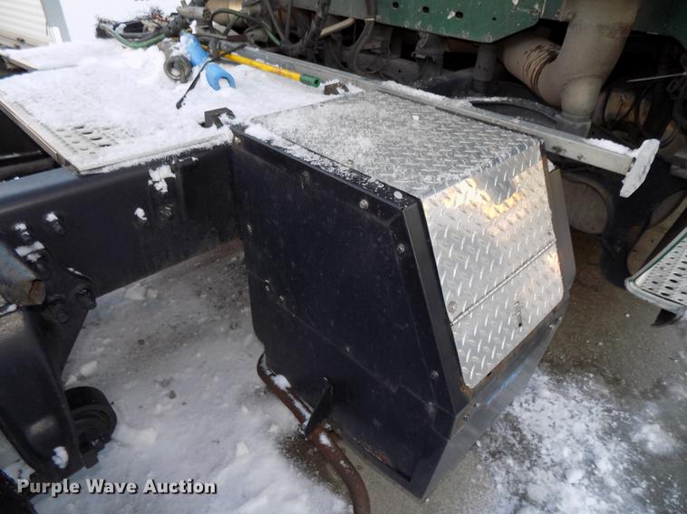 image for item DE7553 1997 Freightliner Century Class semi truck