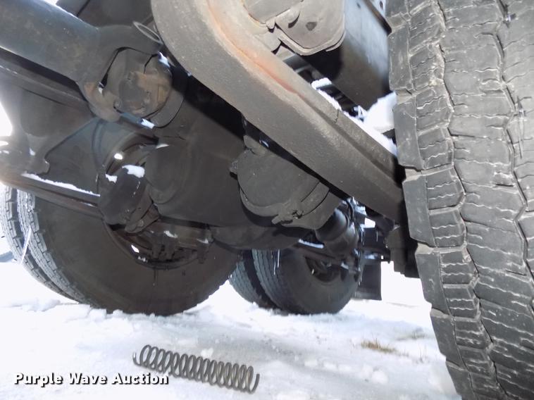 image for item DE7553 1997 Freightliner Century Class semi truck