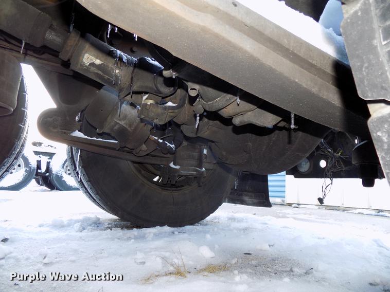 image for item DE7553 1997 Freightliner Century Class semi truck