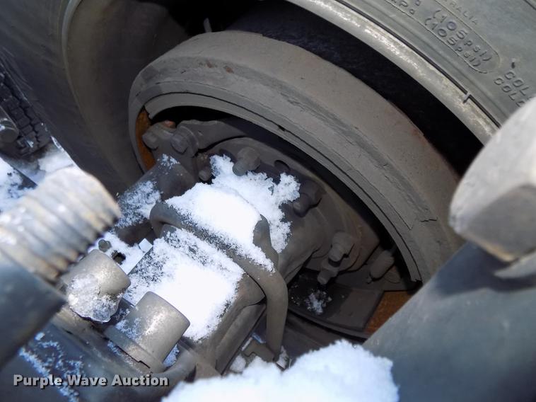 image for item DE7553 1997 Freightliner Century Class semi truck