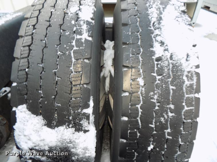 image for item DE7553 1997 Freightliner Century Class semi truck