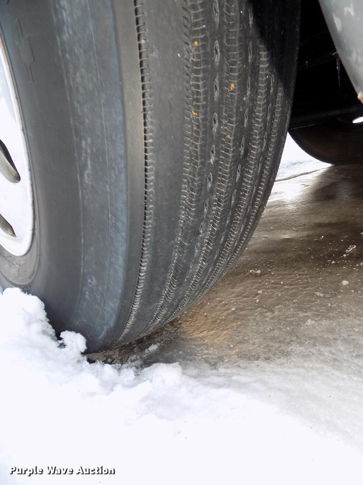 image for item DE7553 1997 Freightliner Century Class semi truck