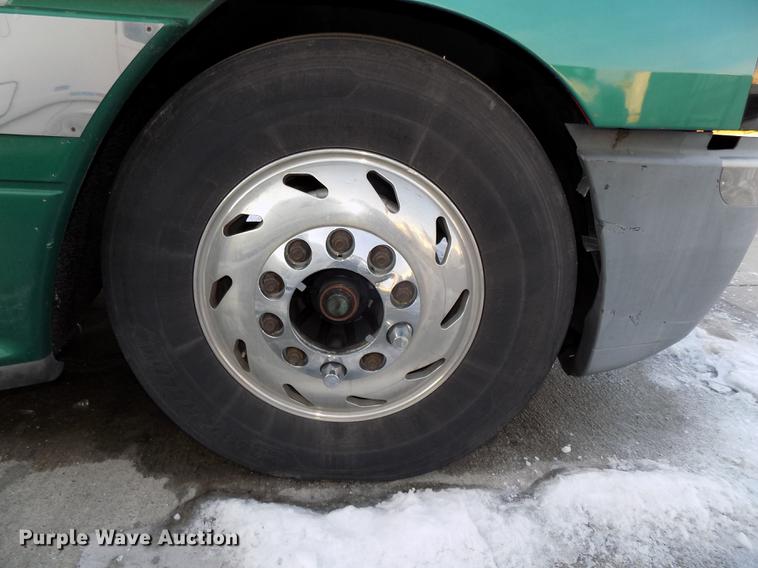 image for item DE7553 1997 Freightliner Century Class semi truck