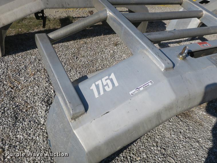 image for item EO9440 (2) Herd Moose bumpers