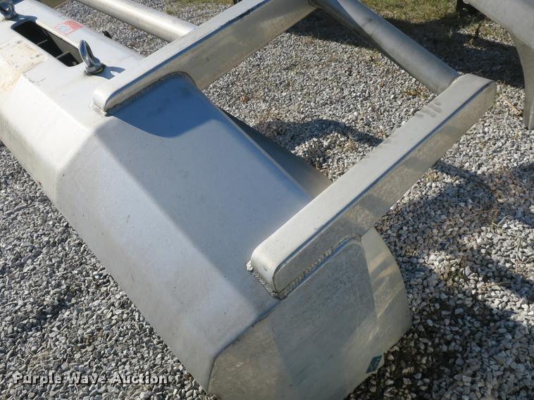 image for item EO9440 (2) Herd Moose bumpers