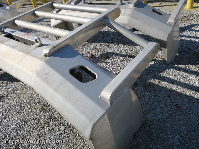 image for item EO9445 (2) Herd Moose bumpers