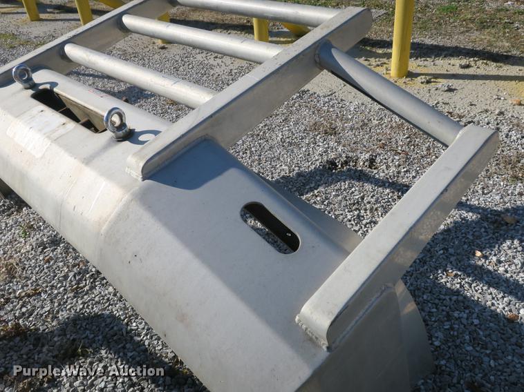 image for item EO9445 (2) Herd Moose bumpers